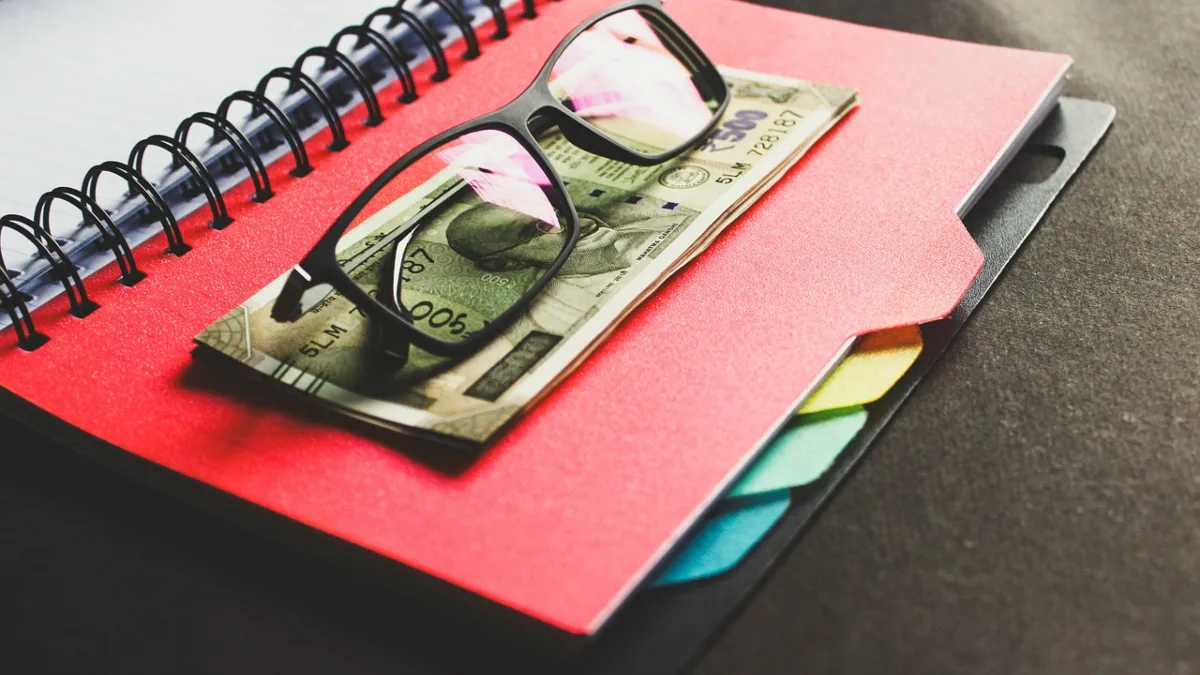 An expert explains how to increase a monthly investment of Rs 10,000 to Rs 1 crore without engaging in daily trading.